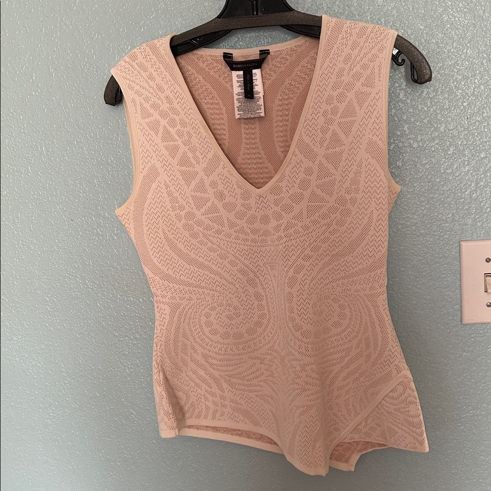 BCBGMaxAzria Cream Knit Top